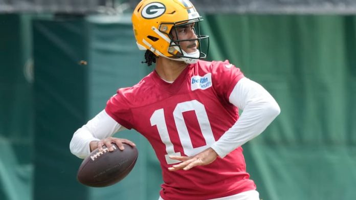 Packers’ Jordan Love had a small procedure on his thumb ahead of 2025