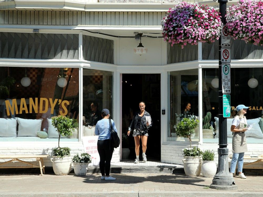 Mandy’s Gourmet Salads opens up first Ottawa location in the Glebe