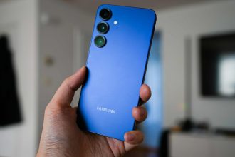 Get a free Samsung Galaxy S25 Plus from T-Mobile with any trade-in