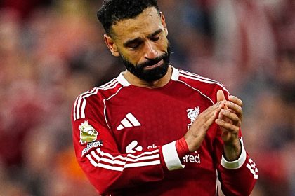 Mo Salah fights back tears as Liverpool fans pay poignant tribute to Diogo Jota