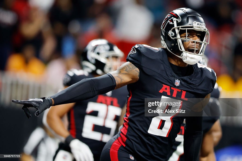 Atlanta Falcons Prank Their Own Players at Camp After Jeff Ulbrich Debacle During NFL Draft