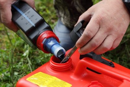 What Should The Oil-To-Gas Ratio Be For Your Ryobi Gas-Powered Tools?
