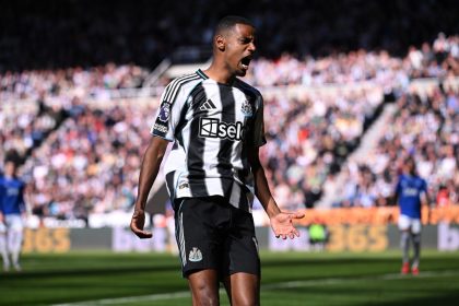 Alexander Isak moves step closer to Liverpool as personal decision sends strong message to Newcastle hierarchy: report