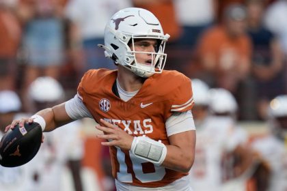 Texas QB Manning says future plans still unclear