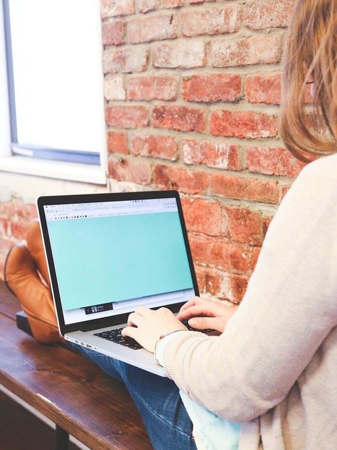 6 Everyday Distractions That Secretly Drain Your Focus