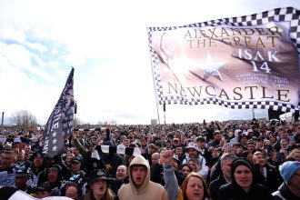 Alexander Isak and Newcastle United : A tale of two statements