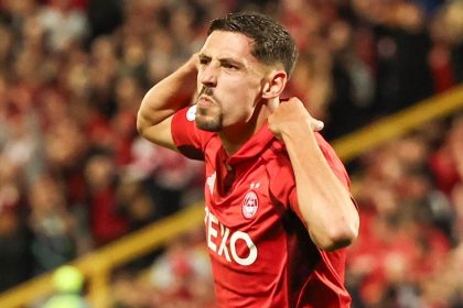 Aberdeen net late equaliser against FCSB as Mulligan gives Hibs a lifeline