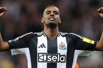 Eddie Howe reveals Newcastle’s final decision on Isak’s future