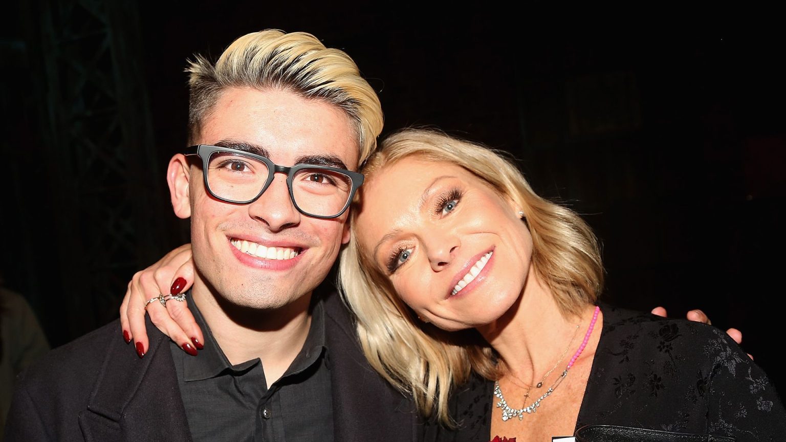 Why Kelly Ripa’s oldest son Michael was left pulling his teeth out