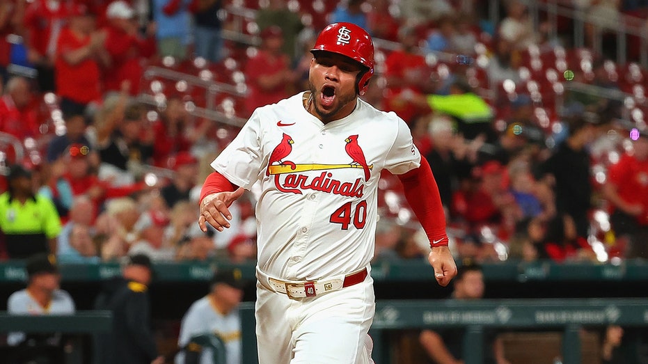 MLB hands down multi-game suspension after Cardinals’ Willson Contreras meltdown, ejection