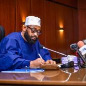 VIDEO: ‘Even If I Sell Niger State To Fund Projects, It’s Not Your Business; They Say I’m Borrowing But I’ve Not Started Yet’ –Gov Bago Tells Residents