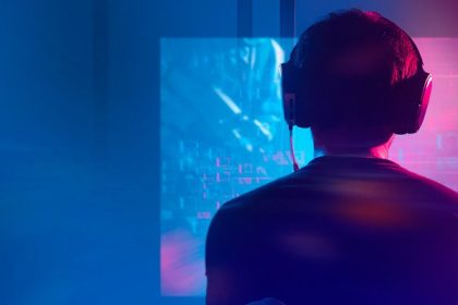 Brits clinging to Windows 10 face heightened risk, says NCSC
