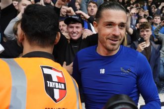 Jack Grealish stars for Everton, Chelsea go top but have striker issues