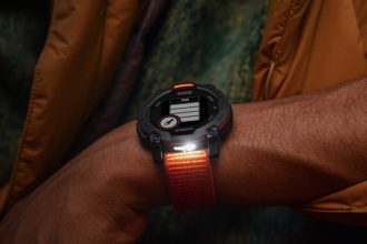New Garmin beta smartwatch update fixes flashlight issue