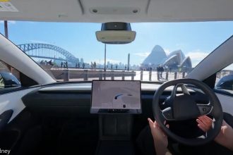 Tesla releases FSD (Supervised) video in Sydney, Australia! The software is ready!