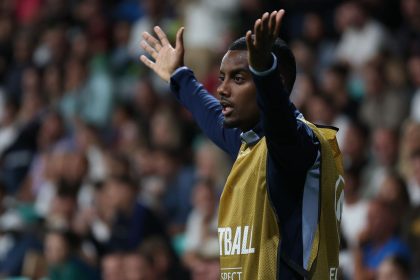 Liverpool dealt Alexander Isak fitness blow after striker no-show