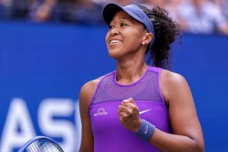 Osaka ousts Gauff at US Open, returns to quarters