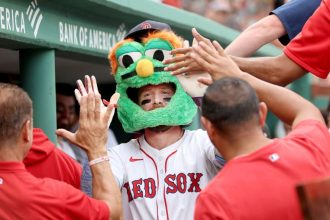 Fictitious ending? Story fly hits glove, pole for HR
