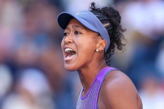 Naomi Osaka dominates Coco Gauff in straight sets to reach US Open quarterfinals