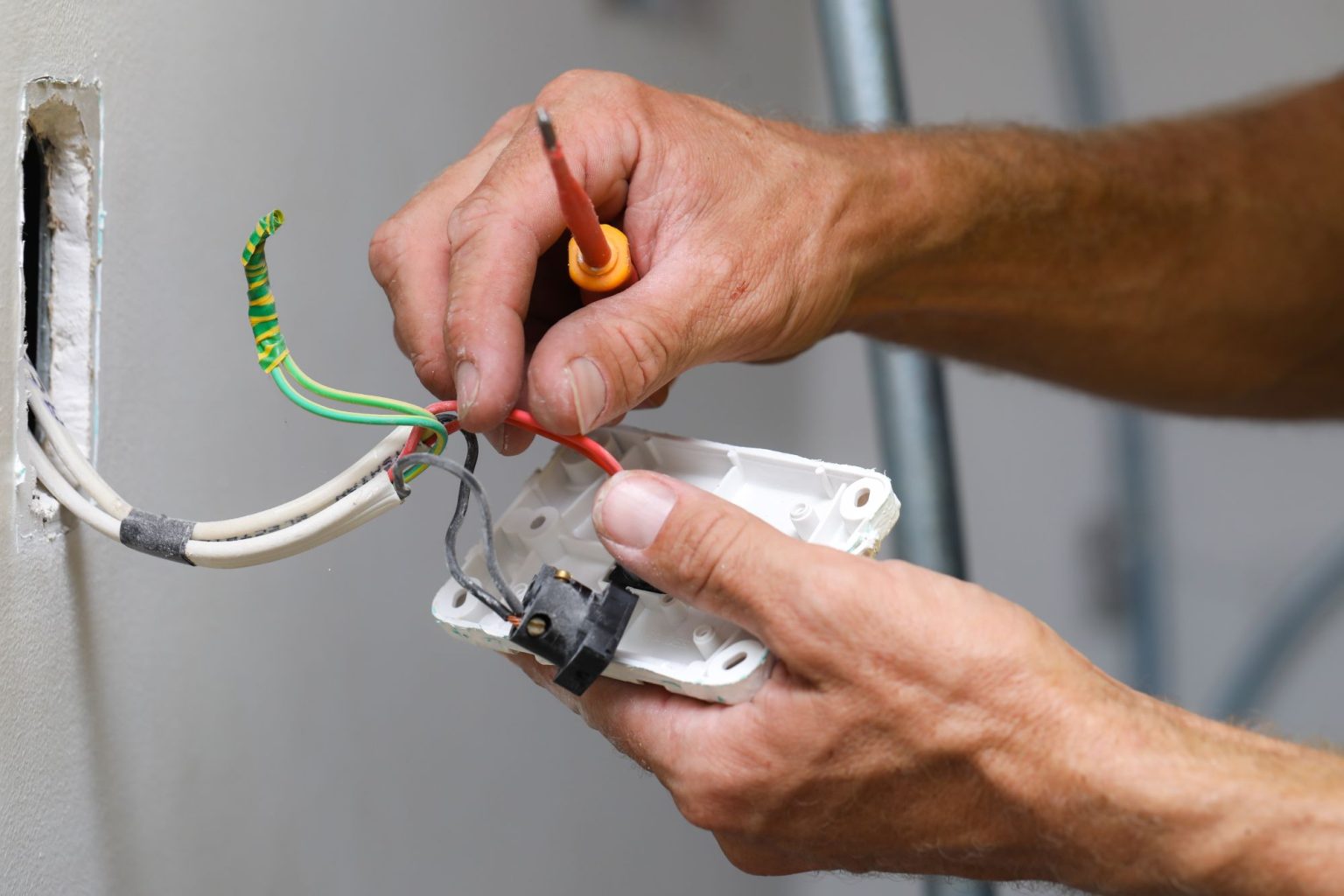 How to install a smart light switch or dimmer
