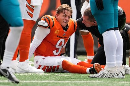 Bengals lose Joe Burrow for 3 months after QB suffers turf toe injury: report