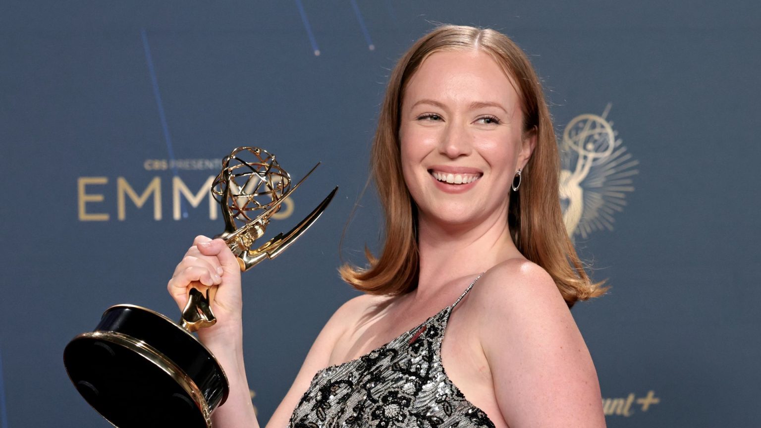 Meet Emmy winner Hannah Einbinder’s famous parents, including beloved SNL alum mom