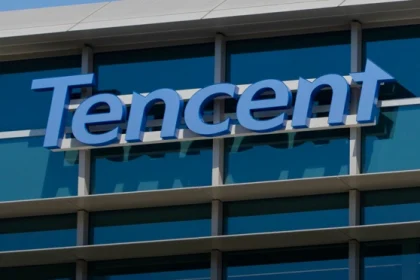 Tencent Raises $1.27 Billion in Offshore Yuan Bonds as AI Spending Slows