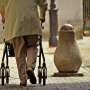 Physical frailty may contribute to dementia, study suggests