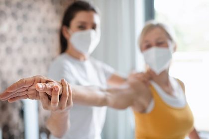 Exercise Adherence Support Boosts Vertebral Fracture Rehab