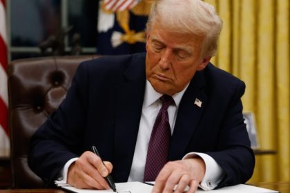 Trump announces skilled worker visas will now cost $100,000