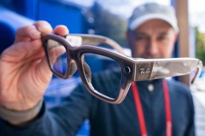 I tried the Meta Ray-Ban Display glasses, and they got me excited for the post-smartphone era