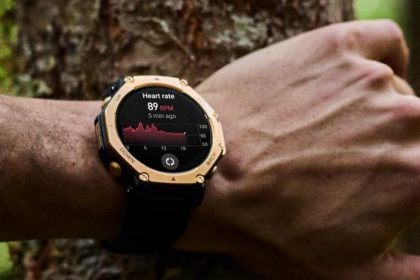 Powerful Amazfit smartwatch in bold new colorway now available