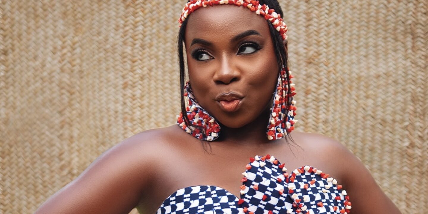 Achalugo Lyrics by Ugoccie