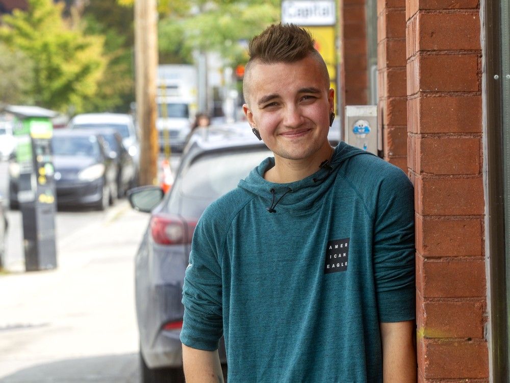 Deachman: Can Ottawa really end youth homelessness in 5 years?