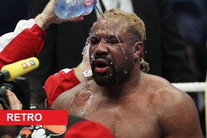 Shannon Briggs got knocked out by a terrifying punch in a massive upset against a surprise fighter