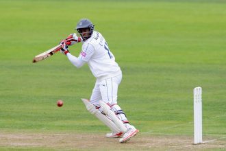 Carberry in, McKay out at Leicestershire