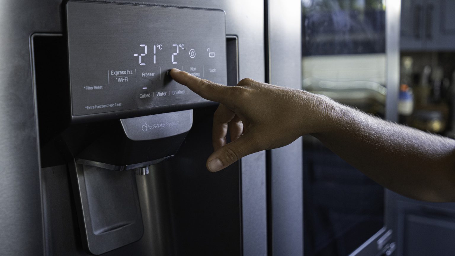 Why Your Fridge Refuses To Pour Water Without An Expensive Filter