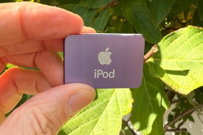 It’s time for the iPod Shuffle to come back, in wireless form