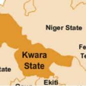 BREAKING: Kwara Youths Storm Etsu Tsaragi Palace, Protest Insecurity, Demand Fulani Settlers Leave