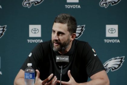 Nick Sirianni highlights complexities of the Eagles offense getting to the line