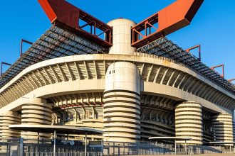 AC Milan and Inter Milan reach agreement  to sell and demolish the San Siro
