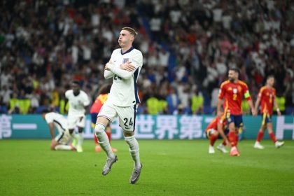 ‘Palmer does it in the big games – he deserves a run in the England side before next summer’s World Cup’ Teddy Sheringham calls for Chelsea talisman to be given key Three Lions role as soon as possible
