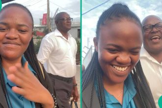 Dad melts hearts as he follows daughter to her new job on first day, video trends
