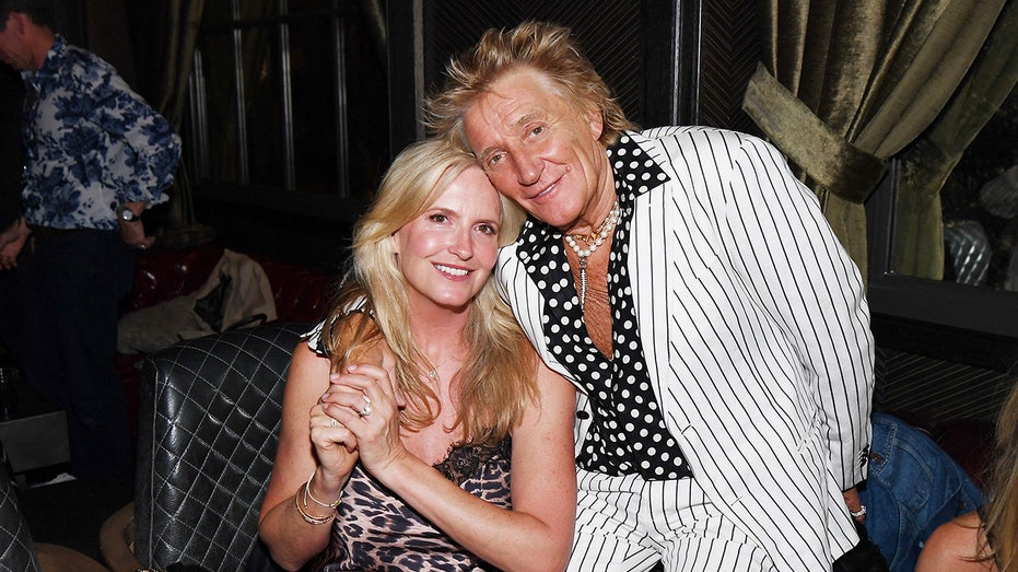 Rod Stewart’s wife gave her own breast milk to help feed granddaughter