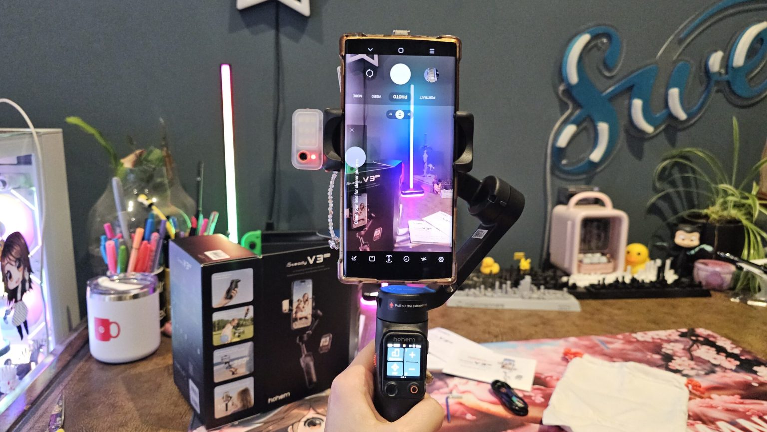 REVIEW: Hohem iSteady V3 Ultra – Compact, Clever, and AI-Powered