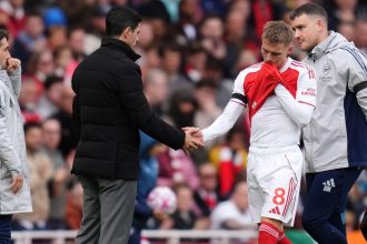 Arsenal pray for game-changing reprieve as new Arteta experiment confirms huge PL title turning point in PL title boost