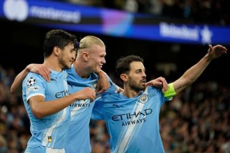 Barcelona in talks to sign Man City star