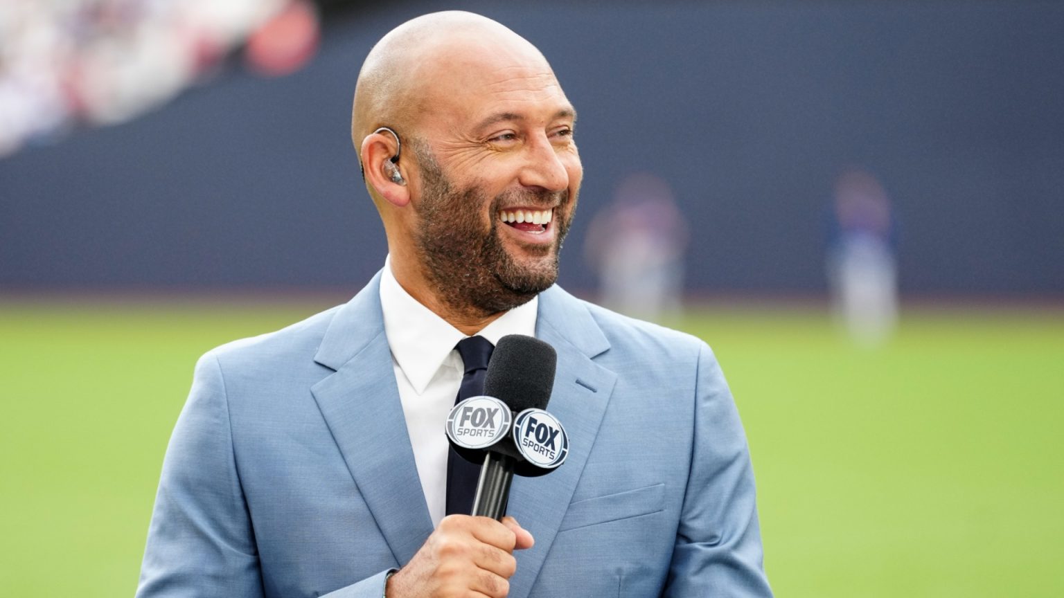 Derek Jeter ‘sorry’ as phone interrupts Fox broadcast before Yankees icon asks to take abrupt break