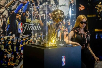 Treading fine line, NBA money machine kicks into gear on China return