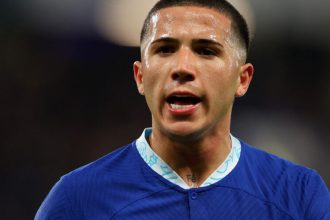 Enzo Fernández returns to Chelsea with injury